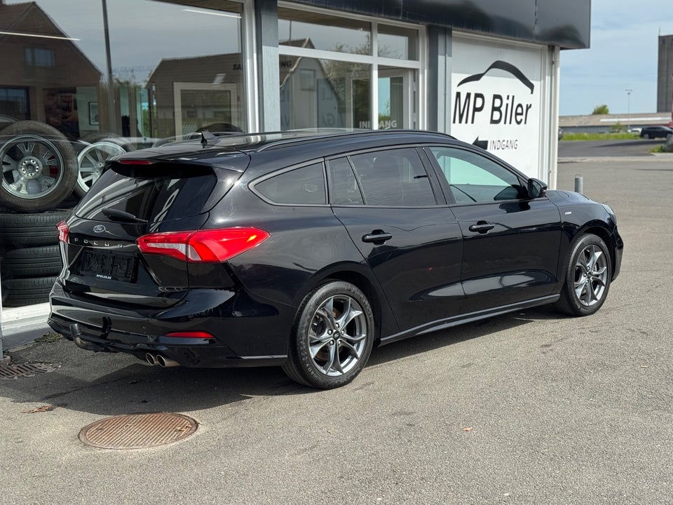 Ford Focus 1,0 EcoBoost ST-Line stc. 5d