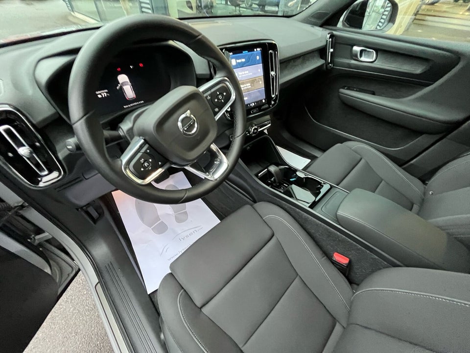Volvo XC40 ReCharge Extended Range Core 5d