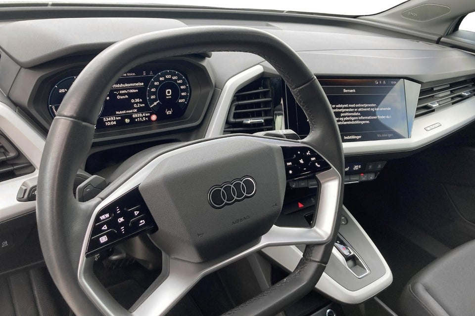 Audi Q4 e-tron 40  5d