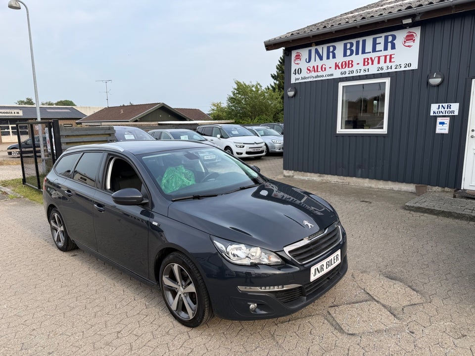 Peugeot 308 1,2 e-THP 110 Active SW 5d