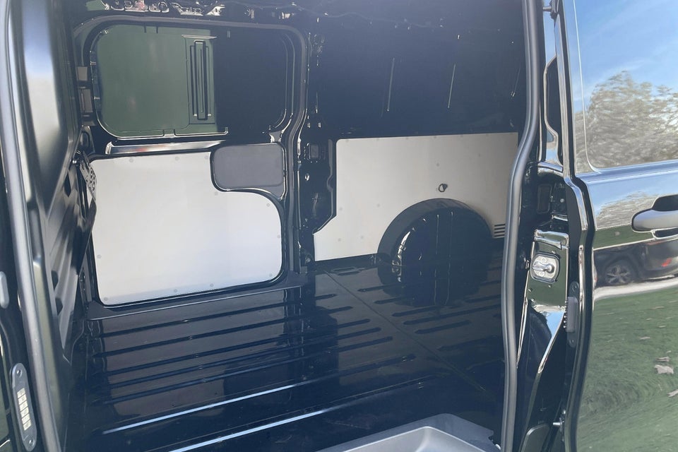 VW e-Transporter Comfort Kassevogn LWB