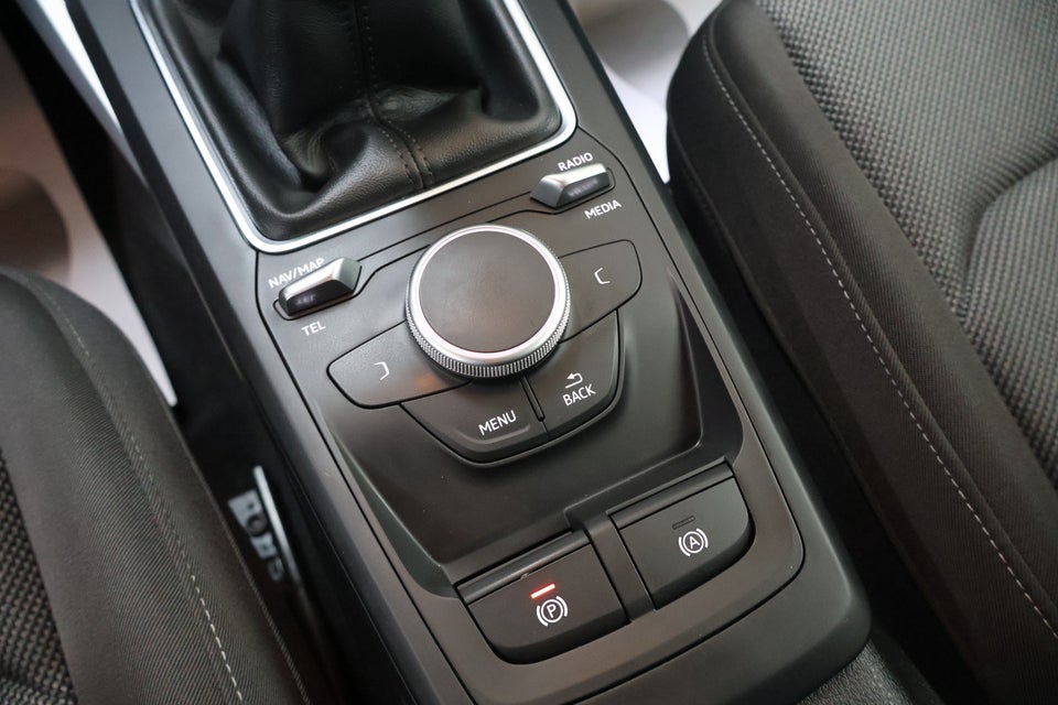 Audi Q2 35 TDi Sport 5d