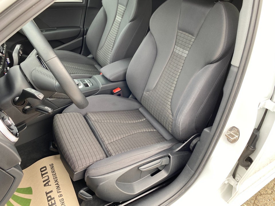 Audi A3 1,4 e-tron Sportback S-tr. 5d