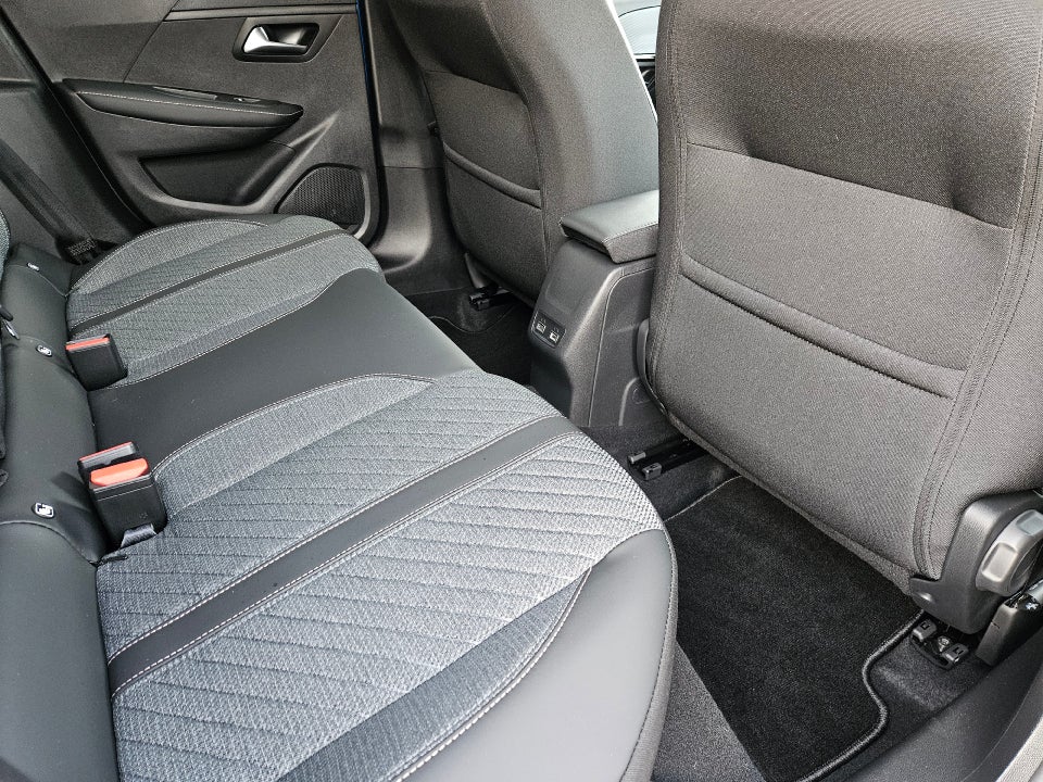 Peugeot e-208 54 Allure 5d