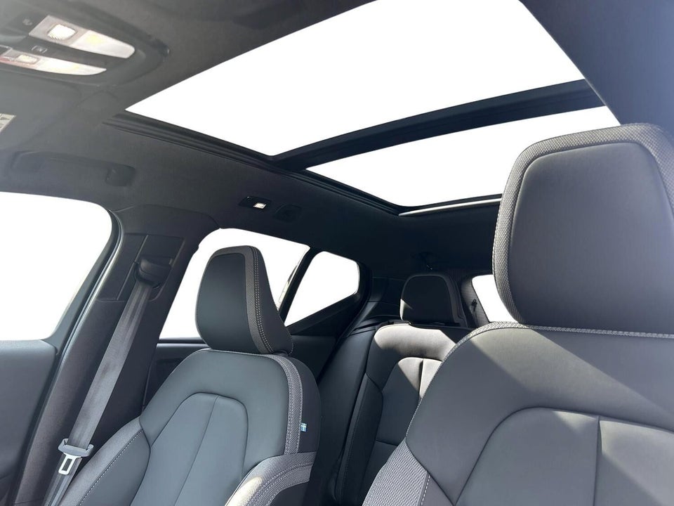 Volvo EX40 Extended Range Ultra 5d