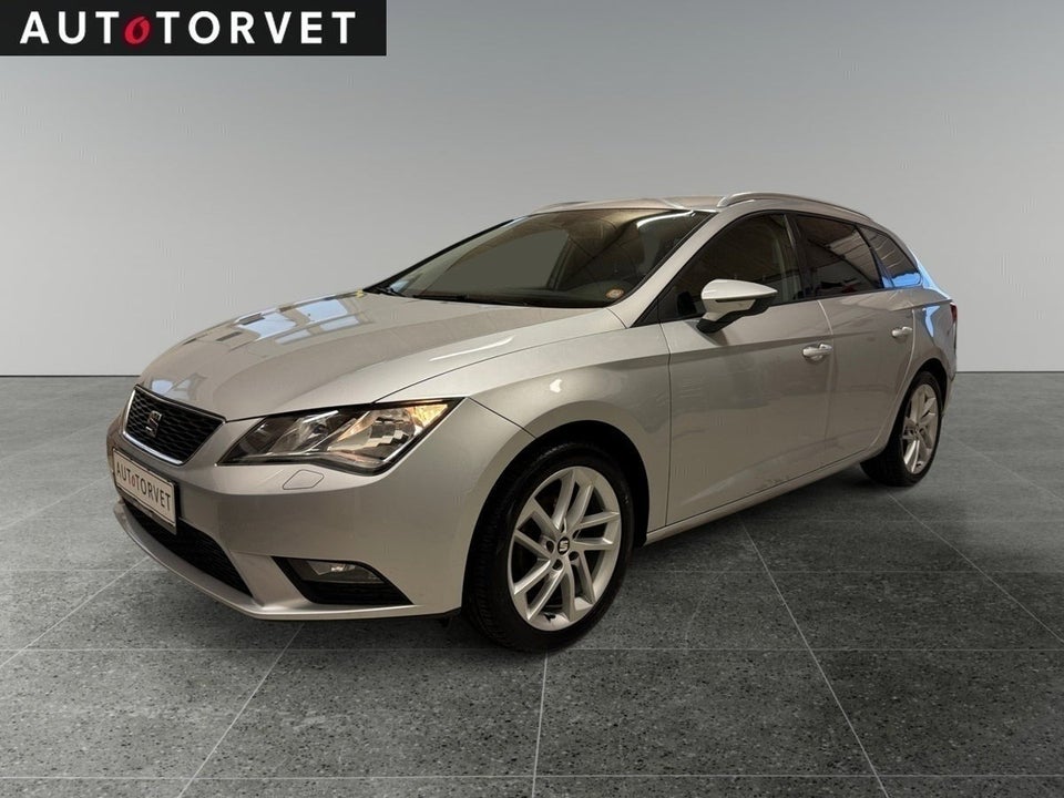 Seat Leon 1,6 TDi 105 Style ST DSG 5d