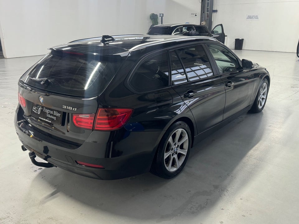 BMW 318d 2,0 Touring aut. 5d