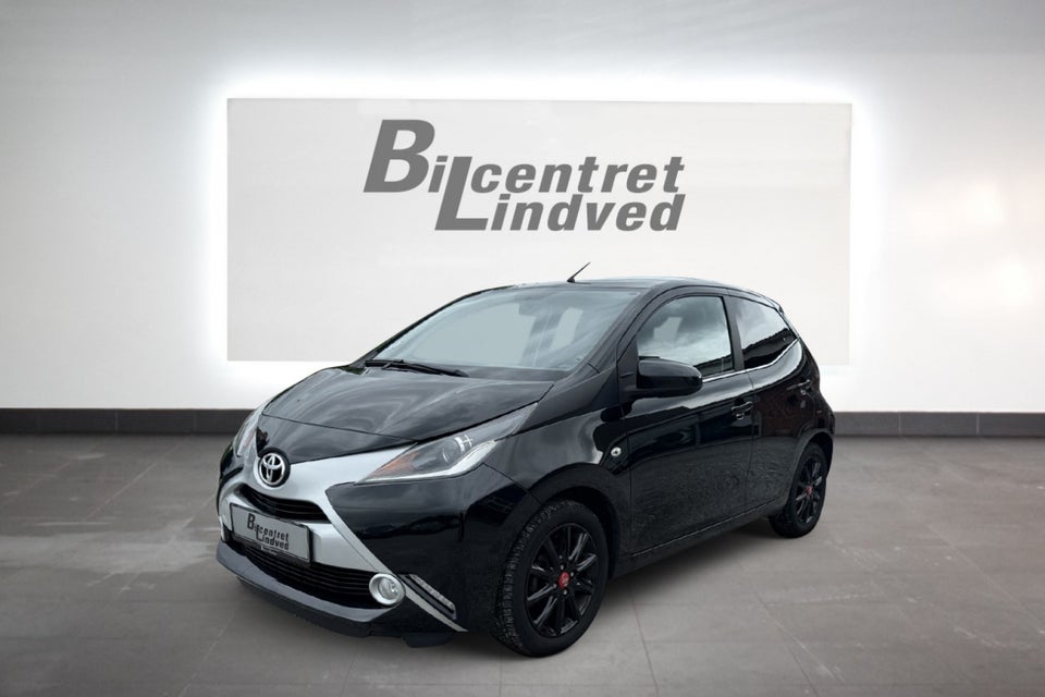 Toyota Aygo 1,0 VVT-i x-black II 5d