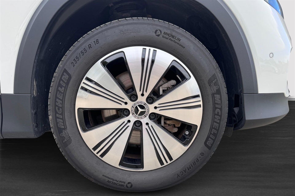 Mercedes EQB300 Progressive 4Matic 7prs 5d