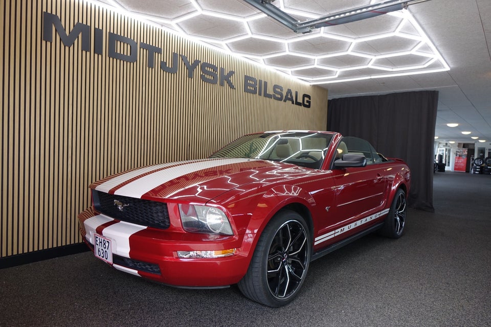 Ford Mustang 4,0 V6 Cabriolet aut. 2d