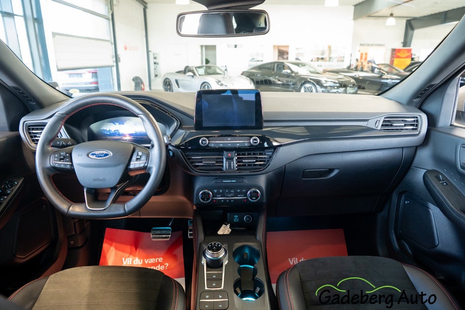 Ford Kuga 2,5 PHEV ST-Line CVT 5d