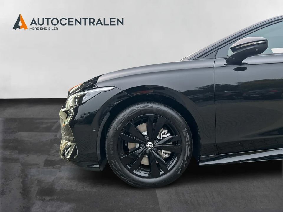 VW ID.7 86 Pro S Tourer 5d