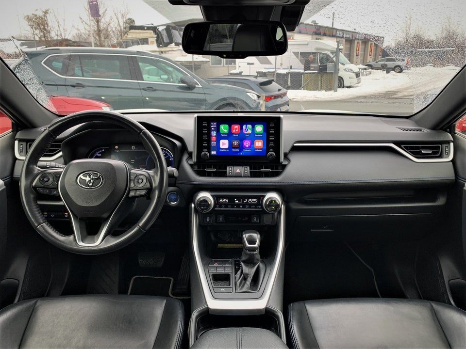 Toyota RAV4 2,5 Hybrid H3 Business MDS 5d