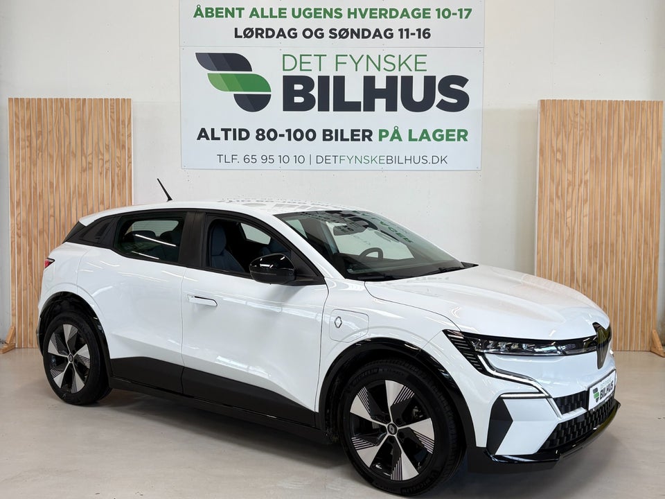 Renault Megane E-Tech 40 Equilibre 5d