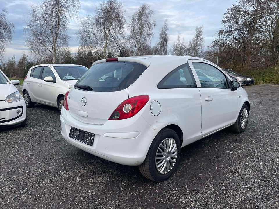 Opel Corsa 1,0 12V Enjoy 3d