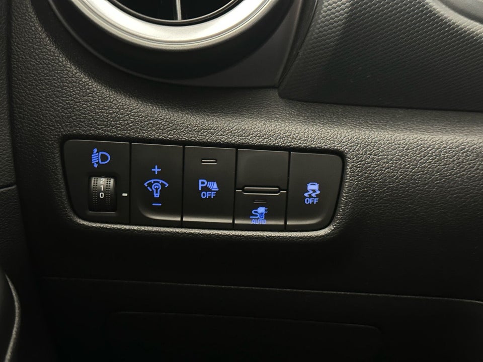 Hyundai Kona 39 EV Essential 5d