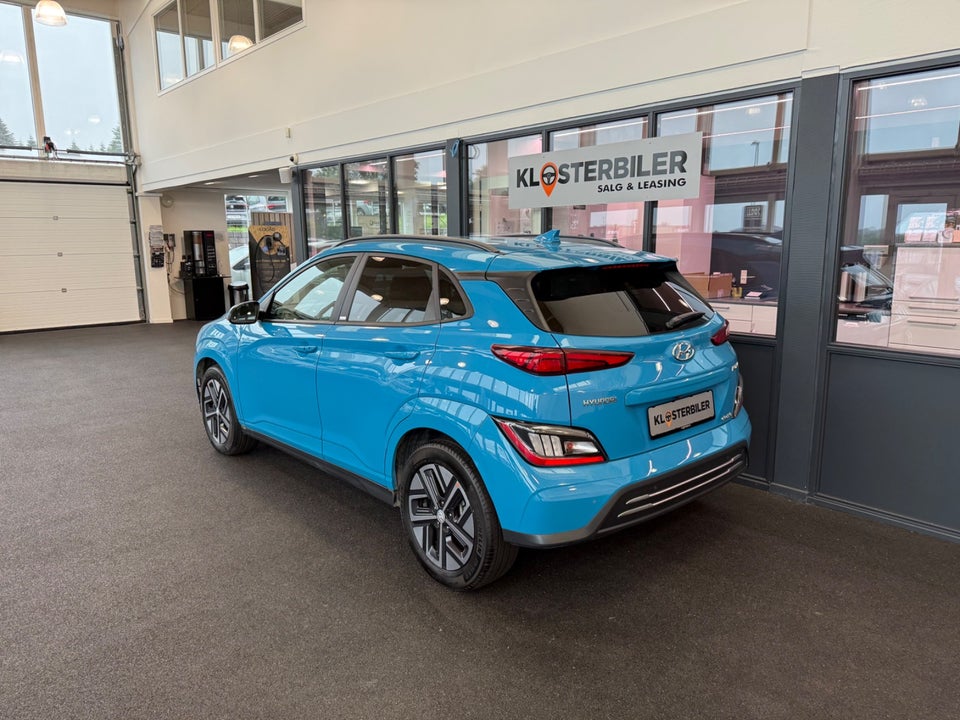 Hyundai Kona 39 EV Essential 5d