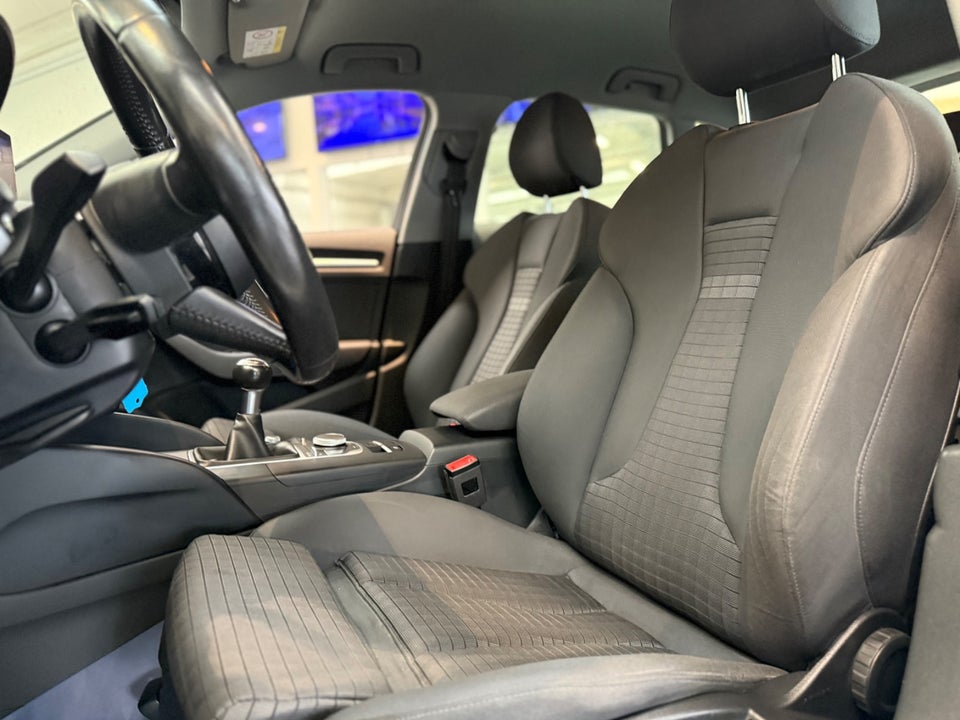 Audi A3 1,4 TFSi 150 Sport Sportback 5d