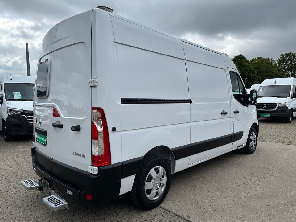 Nissan NV400 2,3 dCi 150 L3H2 Kassevogn