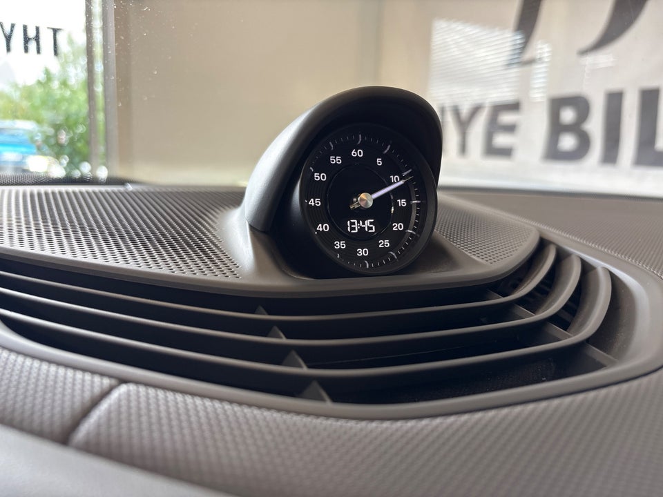 Porsche Taycan 4S 4d
