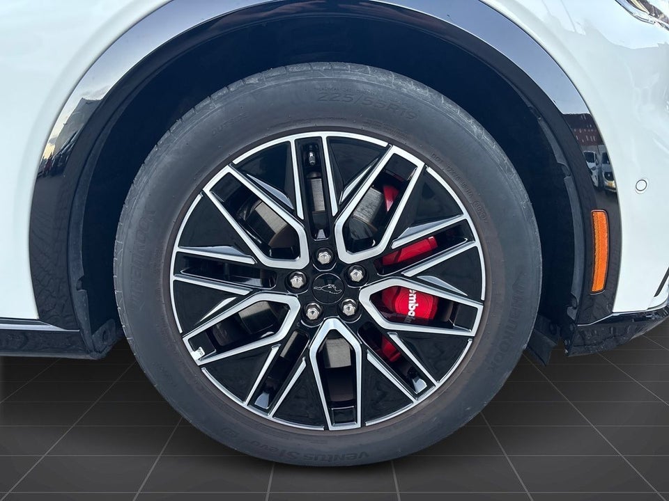 Ford Mustang Mach-E 91 Premium Extended Range AWD 5d