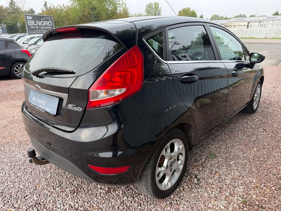 Ford Fiesta 1,25 82 Titanium 5d