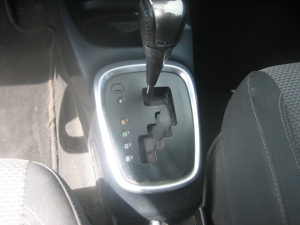 Toyota Yaris 1,5 Hybrid H2 e-CVT 5d
