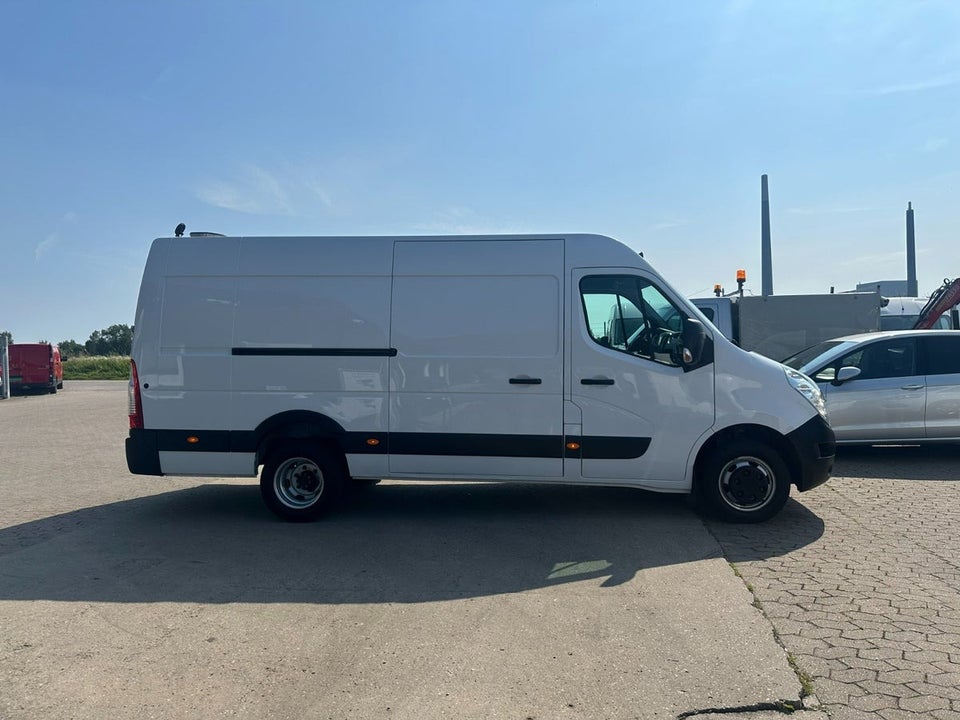 Renault Master III T35 2,3 dCi 165 L3H2 Kassevogn RWD