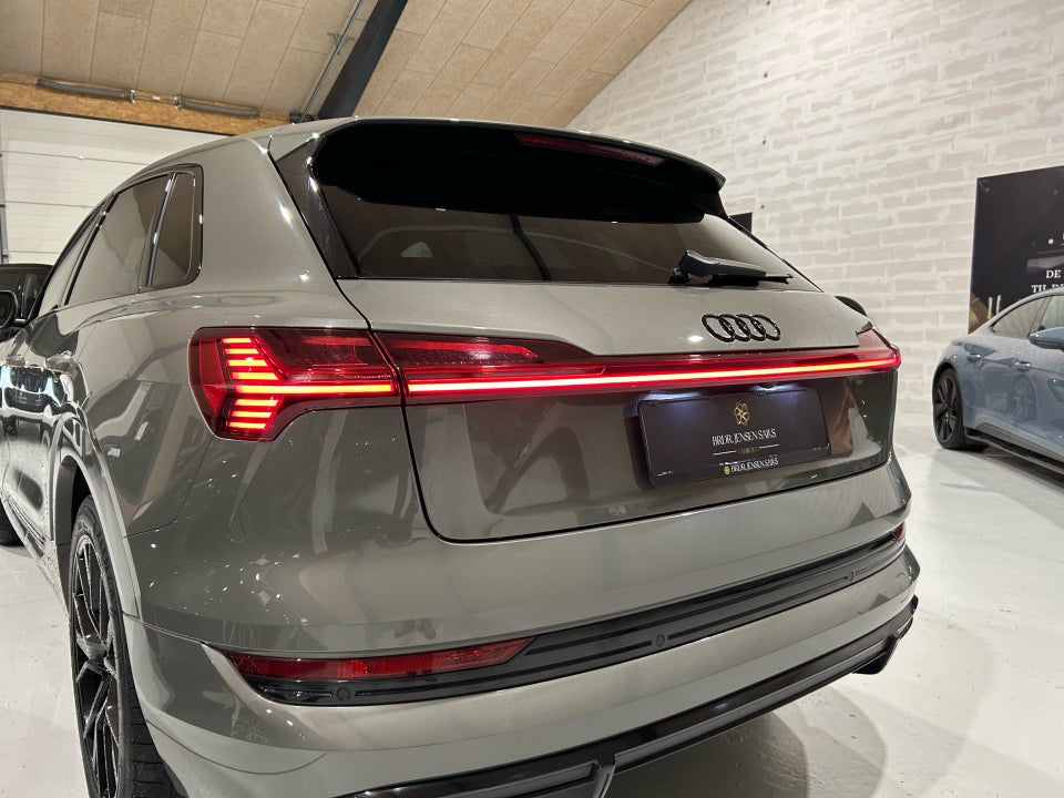 Audi e-tron 55 Black Edition S-line quattro 5d