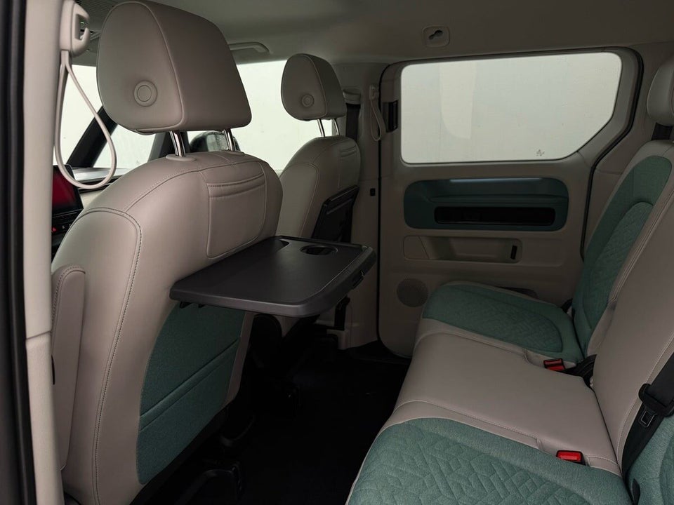 VW ID.Buzz 77 Pro SWB 5d