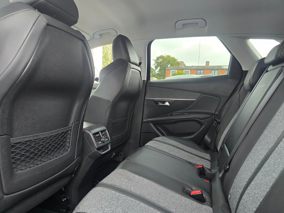 Peugeot 3008 2,0 BlueHDi 150 Allure 5d