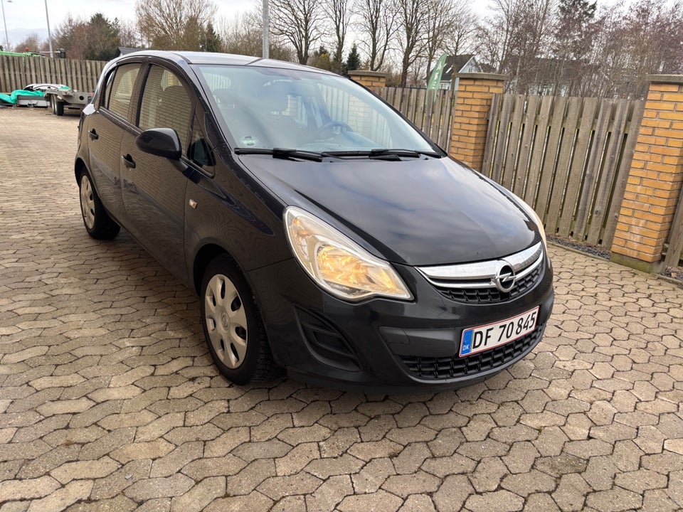 Opel Corsa 1,0 12V Enjoy 5d