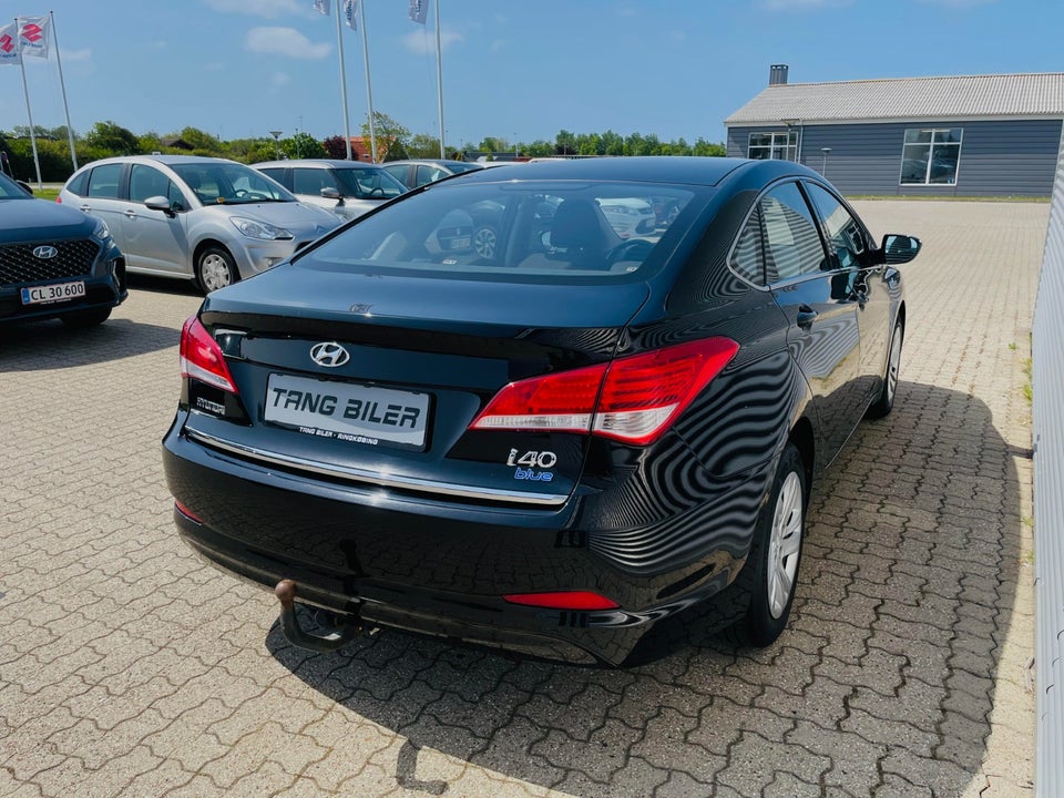 Hyundai i40 1,6 GDi Comfort 4d