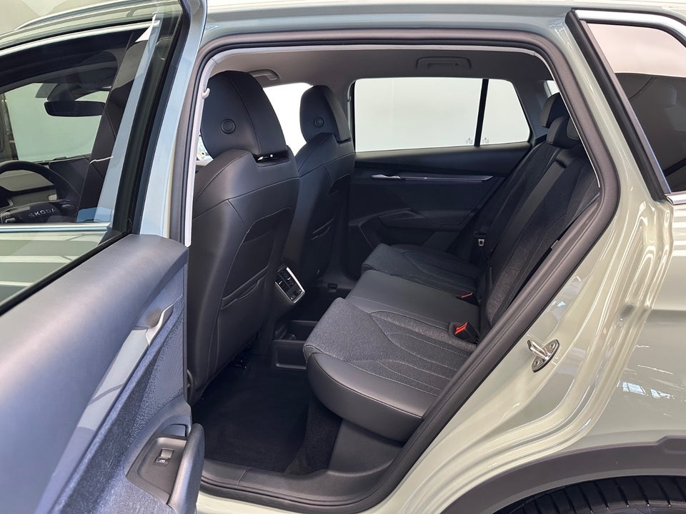 Skoda Elroq 85 iV First Edition 5d
