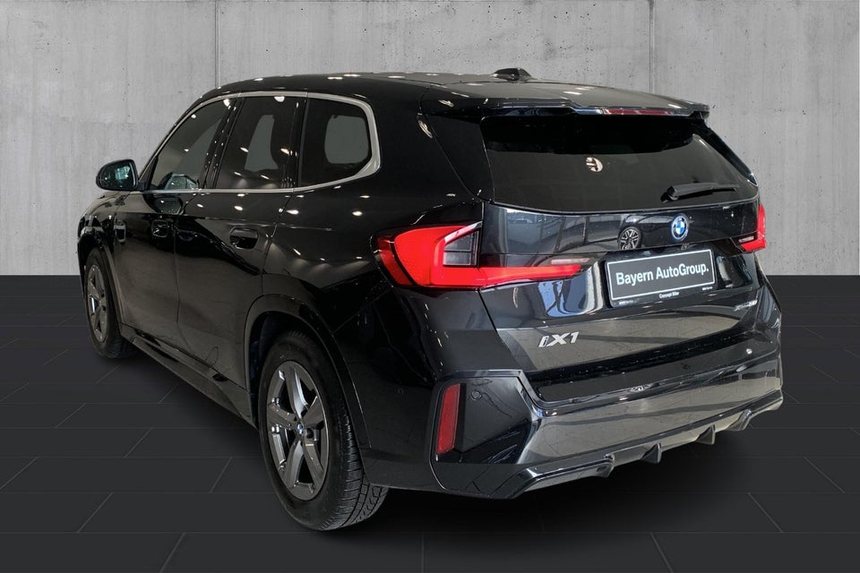 BMW iX1 xDrive30 M-Sport 5d