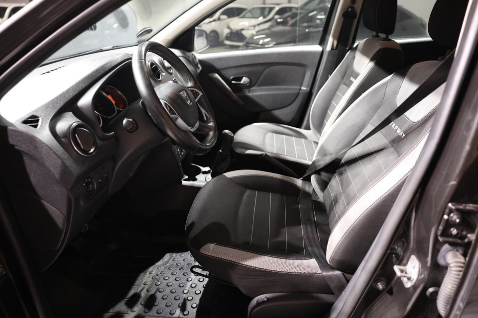 Dacia Logan 0,9 TCe 90 Ambiance MCV 5d