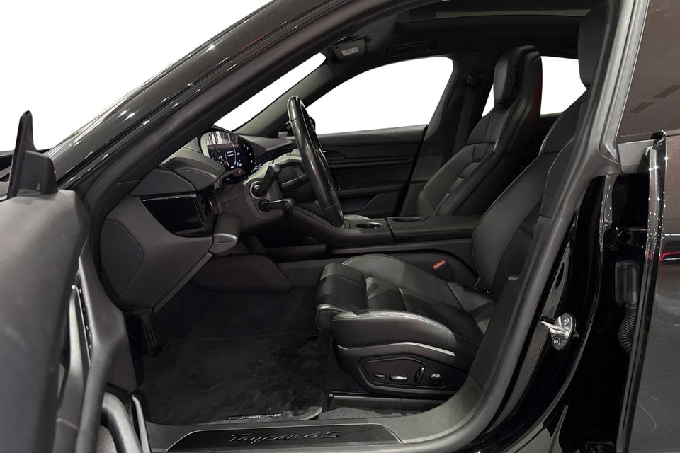 Porsche Taycan 4S Performance+ 4d
