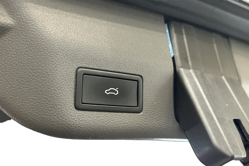 VW Multivan 1,4 eHybrid Energetic DSG kort