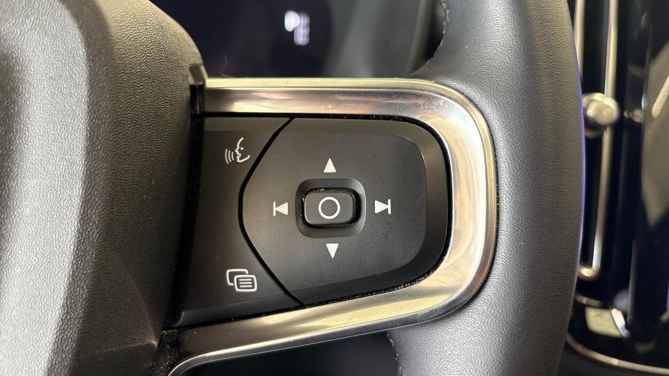Volvo XC40 ReCharge Twin Ultimate 5d