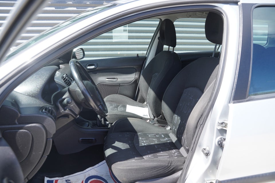 Peugeot 206 1,6 S16 SW 5d