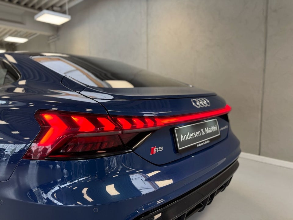 Audi RS e-tron GT quattro 4d
