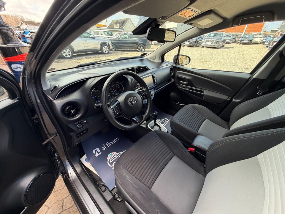 Toyota Yaris 1,5 Hybrid H3 Smart e-CVT 5d