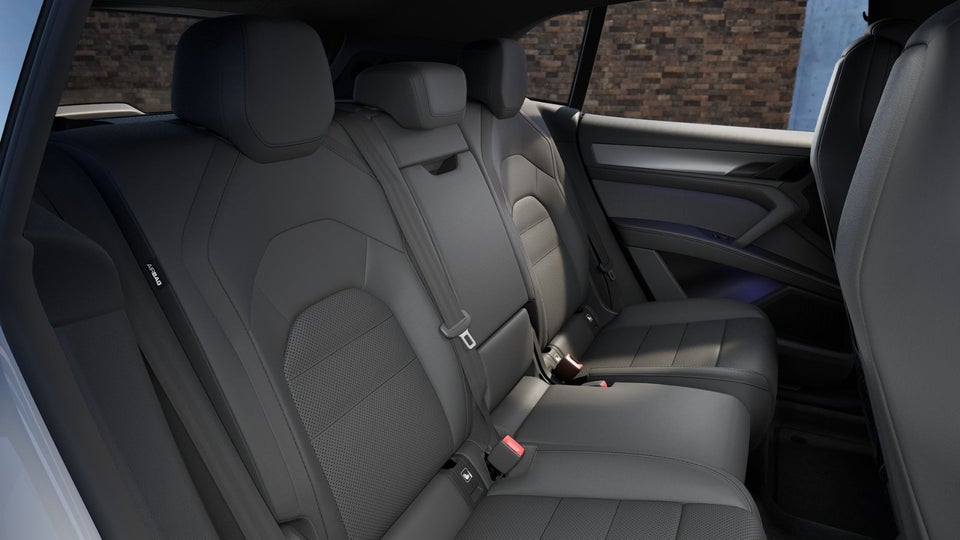 Porsche Cayenne S Electric 5d