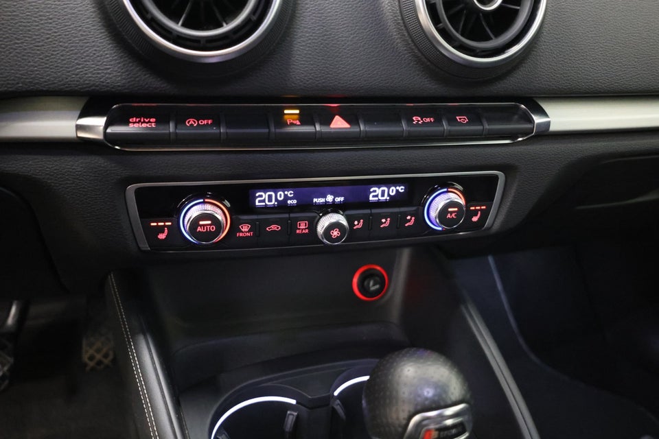 Audi A3 1,8 TFSi Ambition S-line Sportback S-tr. 5d