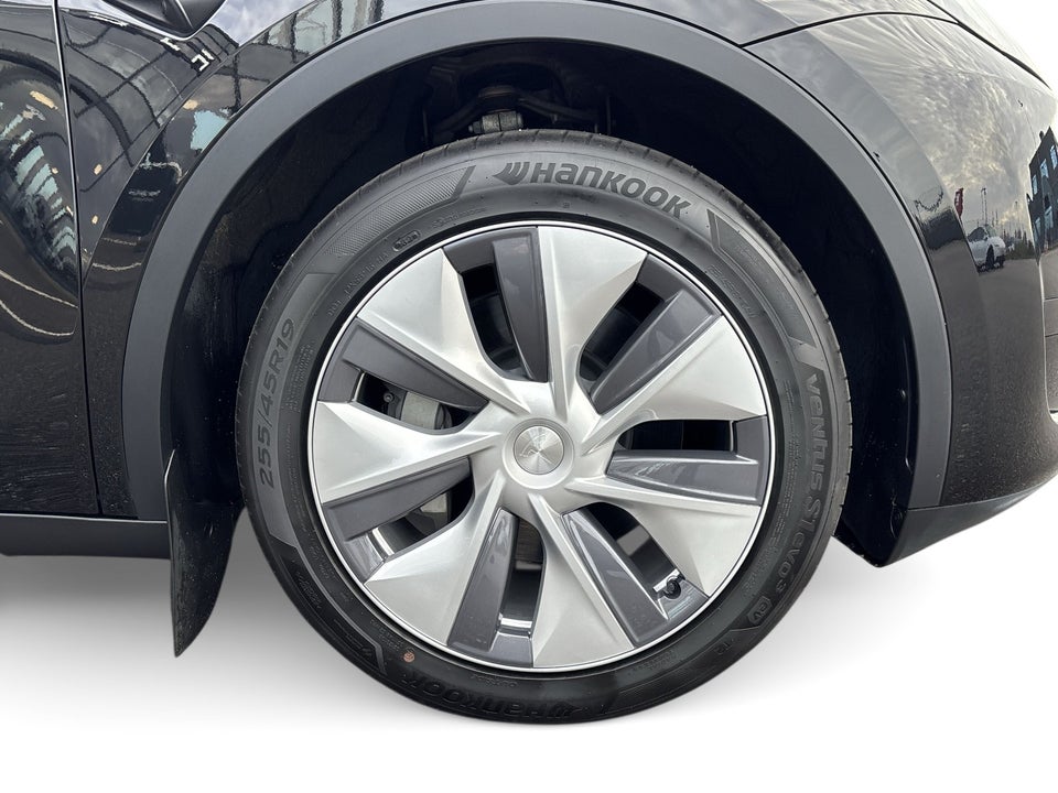 Tesla Model Y Long Range RWD 5d