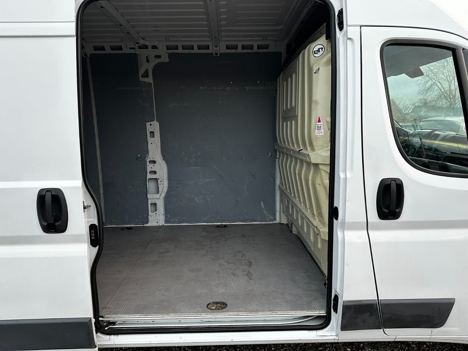 Fiat Ducato 35 2,3 MJT 130 Kassevogn L3H2