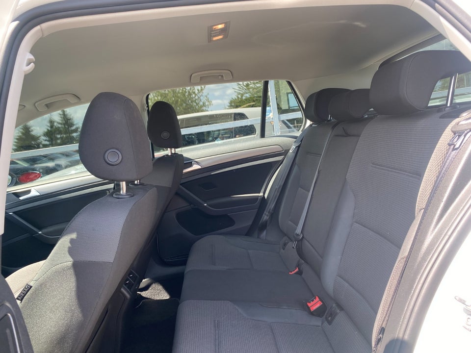 VW Golf VII 1,5 TSi 150 Comfortline DSG 5d