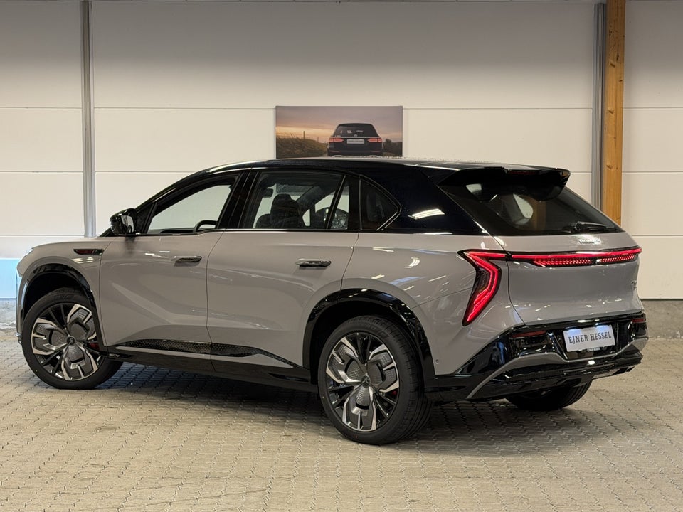 Hongqi EHS7 111 Exclusive 5d