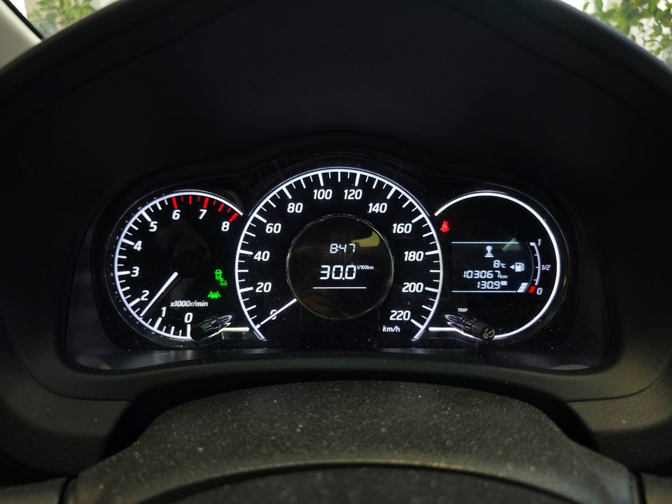 Nissan Note 1,2 Dig-S 98 Tekna 5d