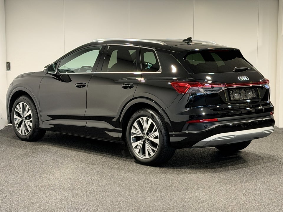 Audi Q4 e-tron 40  5d